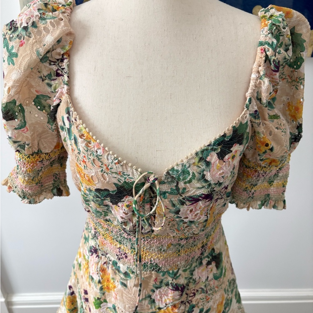 Alice + Olivia Floral Mini Dress with Puff Sleeves - Picture 4 of 8